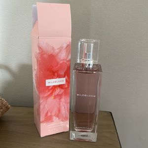 Banana Republic Wildbloom Parfume
